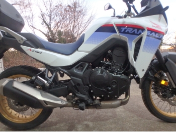 �������� �� ������ �������� Honda XL750 Transalp 2023 ���� 16
