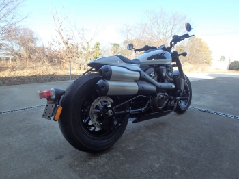 �������� �� ������ �������� Harley Davidson RH1250S Sportster S 2021 ���� 7