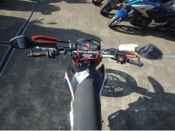 �������� �� ������ �������� KTM 690 SMC R 2014 ���� 21