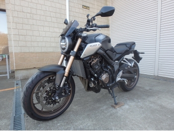 �������� �� ������ �������� Honda CB650R 2022 ���� 11