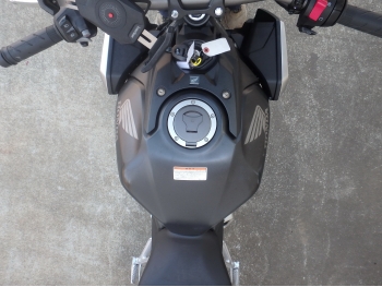 �������� �� ������ �������� Honda CB650R 2022 ���� 20