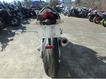 �������� �� ������ �������� Aprilia Tuono V4R 2015 ���� 10