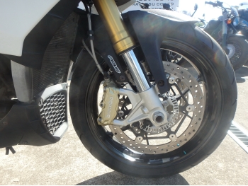 �������� �� ������ �������� Aprilia Tuono V4R 2015 ���� 19