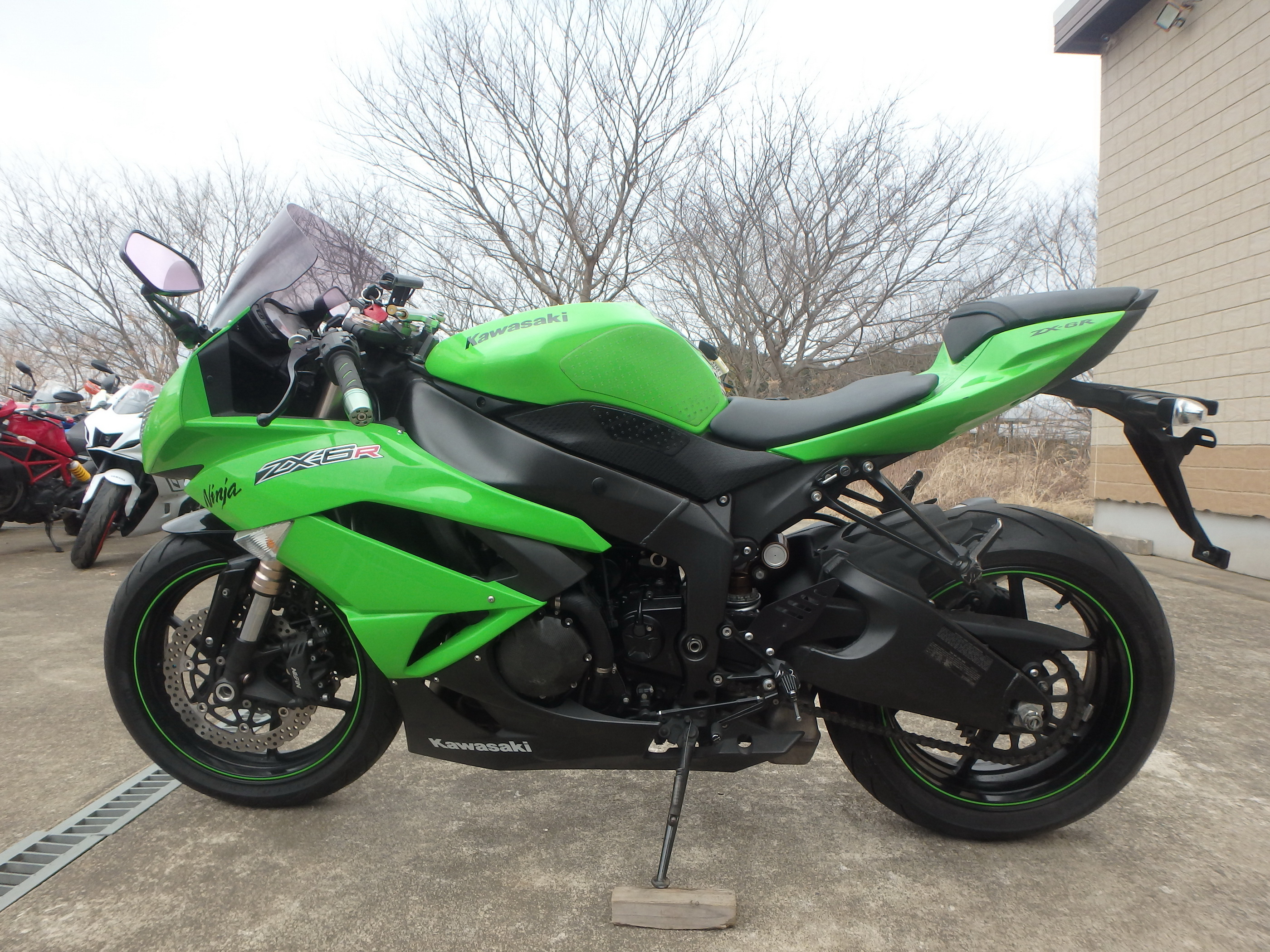 Купить мотоцикл Kawasaki ZX-6R 2009 фото 13