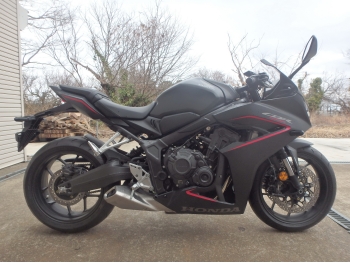 �������� �� ������ �������� Honda CBR650R-2 2024 ���� 3