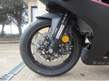�������� �� ������ �������� Honda CBR650R-2 2024 ���� 9
