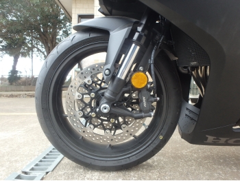 �������� �� ������ �������� Honda CBR650R-2E Cluch 2025 ���� 9