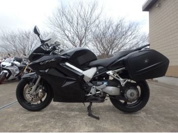�������� �� ������ �������� Honda VFR800-2A 2006 ���� 12
