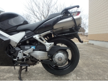 �������� �� ������ �������� Honda VFR800-2A 2006 ���� 17