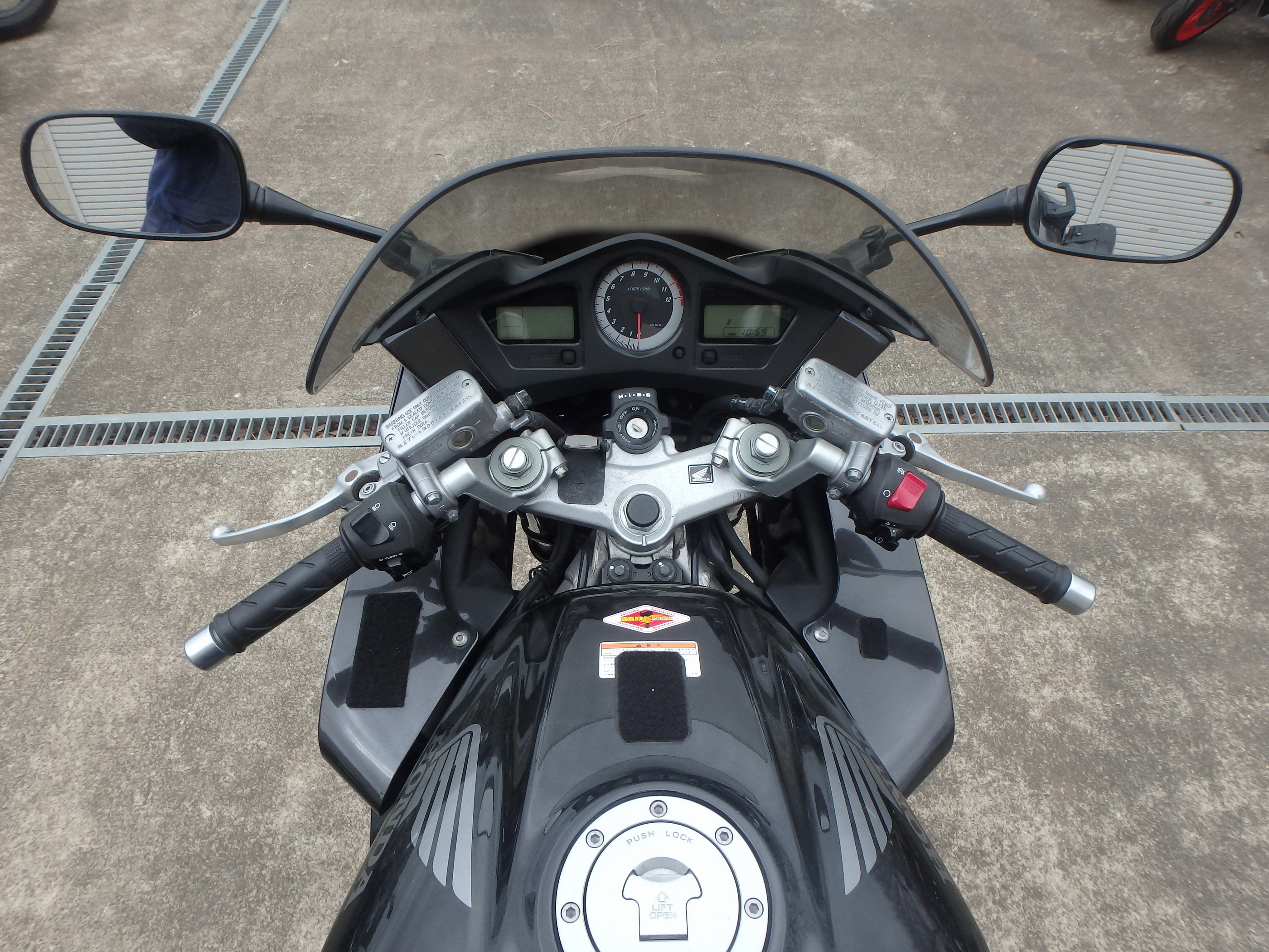 Купить мотоцикл Honda VFR800-2A 2006 фото 23