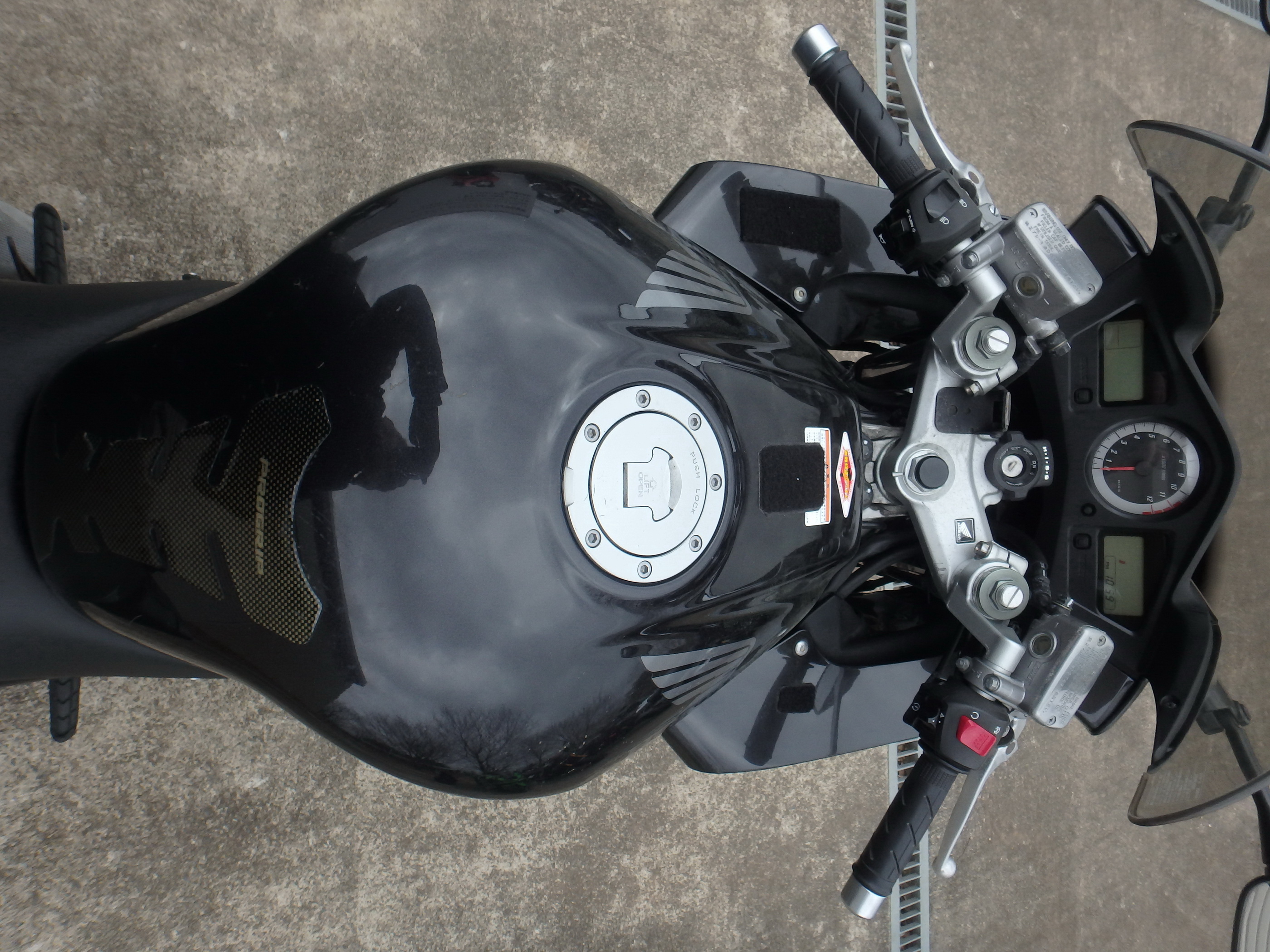 Купить мотоцикл Honda VFR800-2A 2006 фото 24