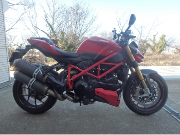 �������� �� ������ �������� Ducati Streetfighter S 2013 ���� 8