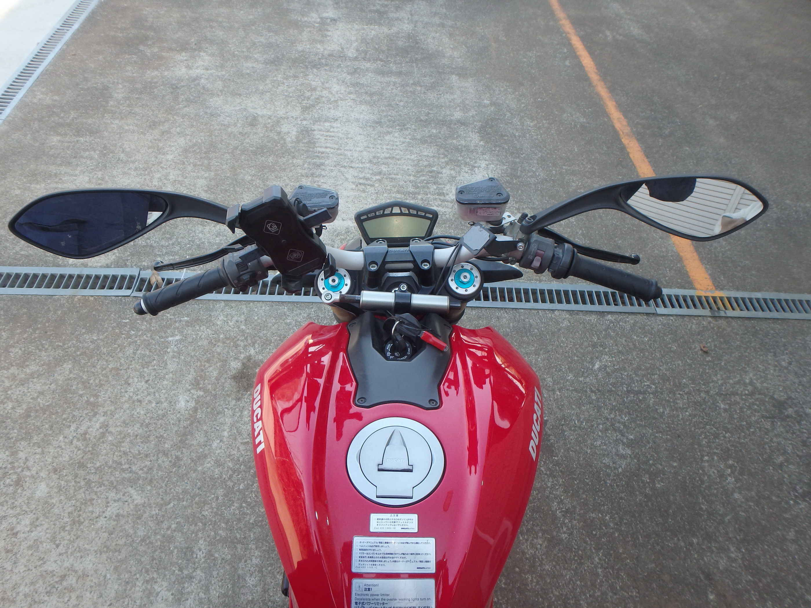 Купить мотоцикл Ducati Streetfighter S 2013 фото 21