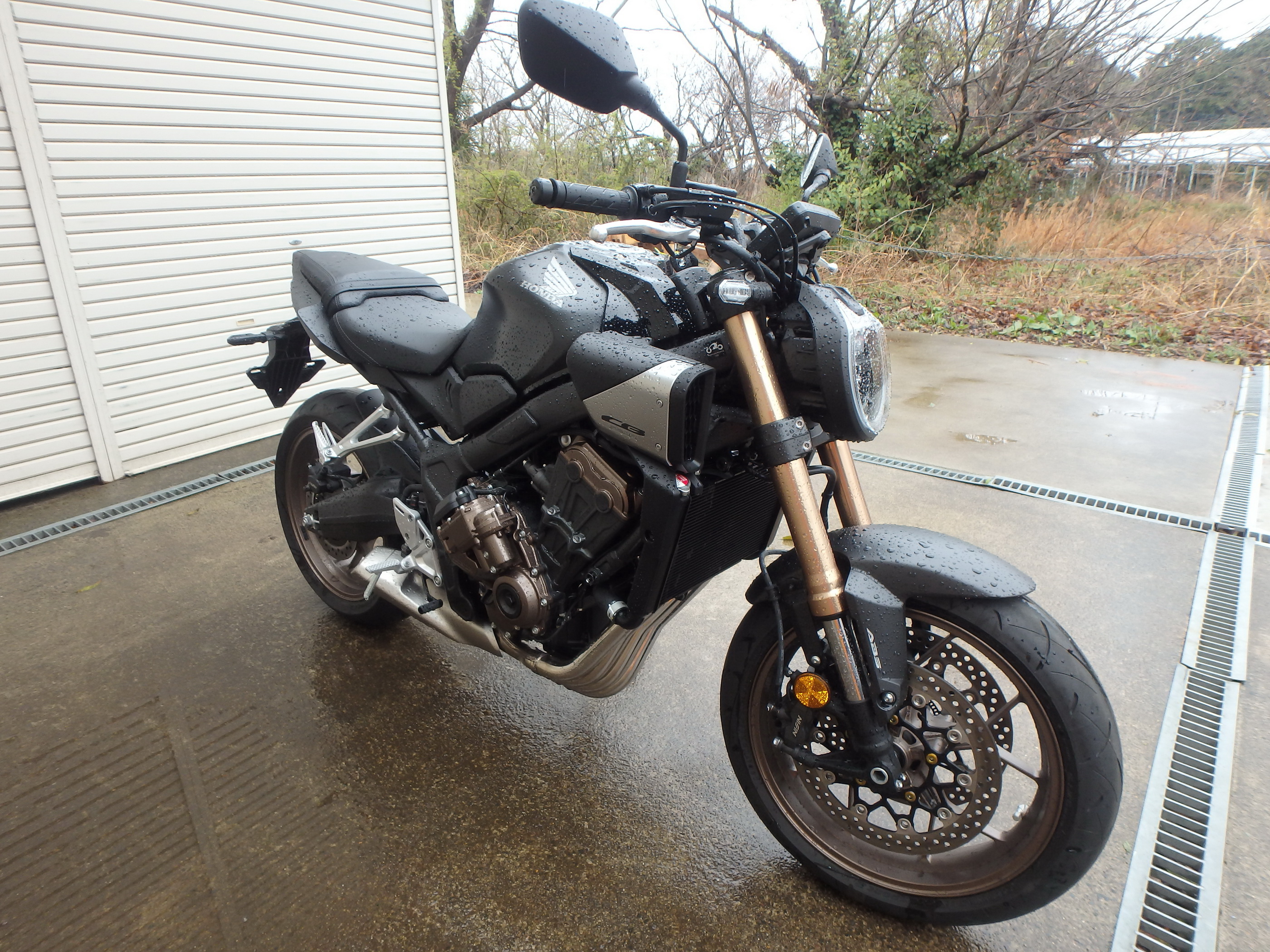 Купить мотоцикл Honda CB650R-2E 2025 фото 2