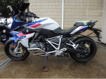�������� �� ������ �������� BMW R1250RS 2023 ���� 7