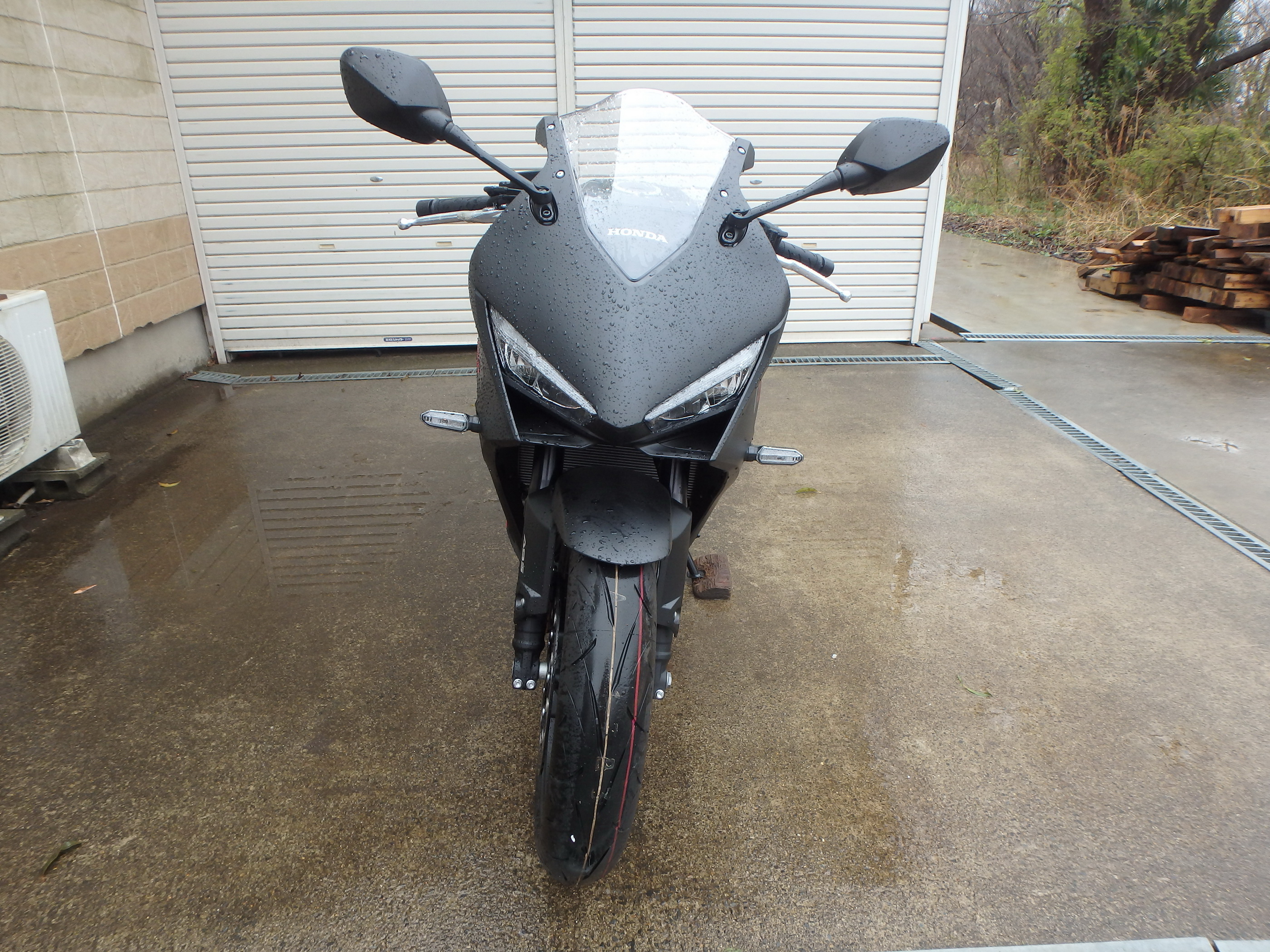 Купить мотоцикл Honda CBR650R E-Clutch 2025 фото 1