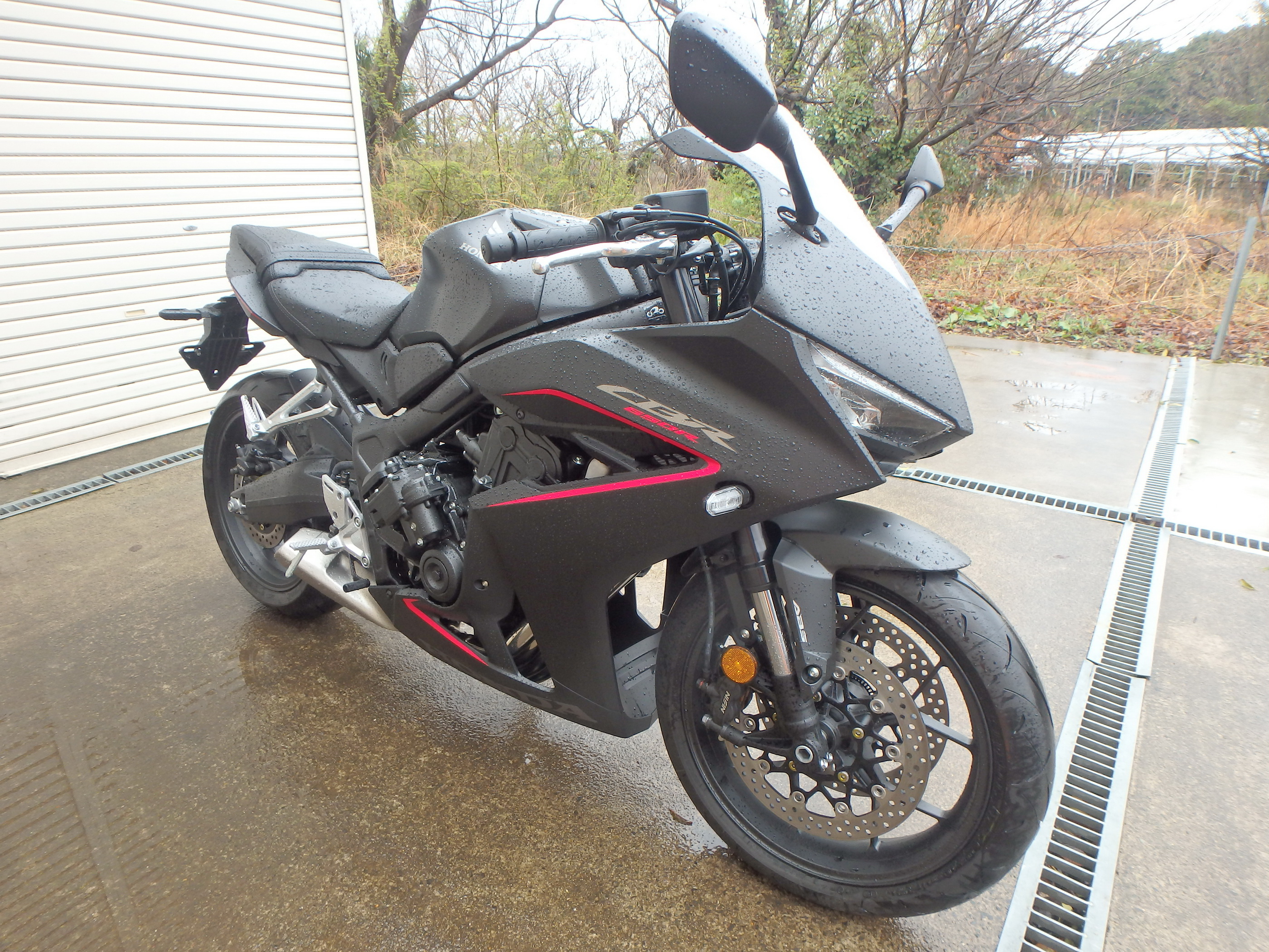 Купить мотоцикл Honda CBR650R E-Clutch 2025 фото 2