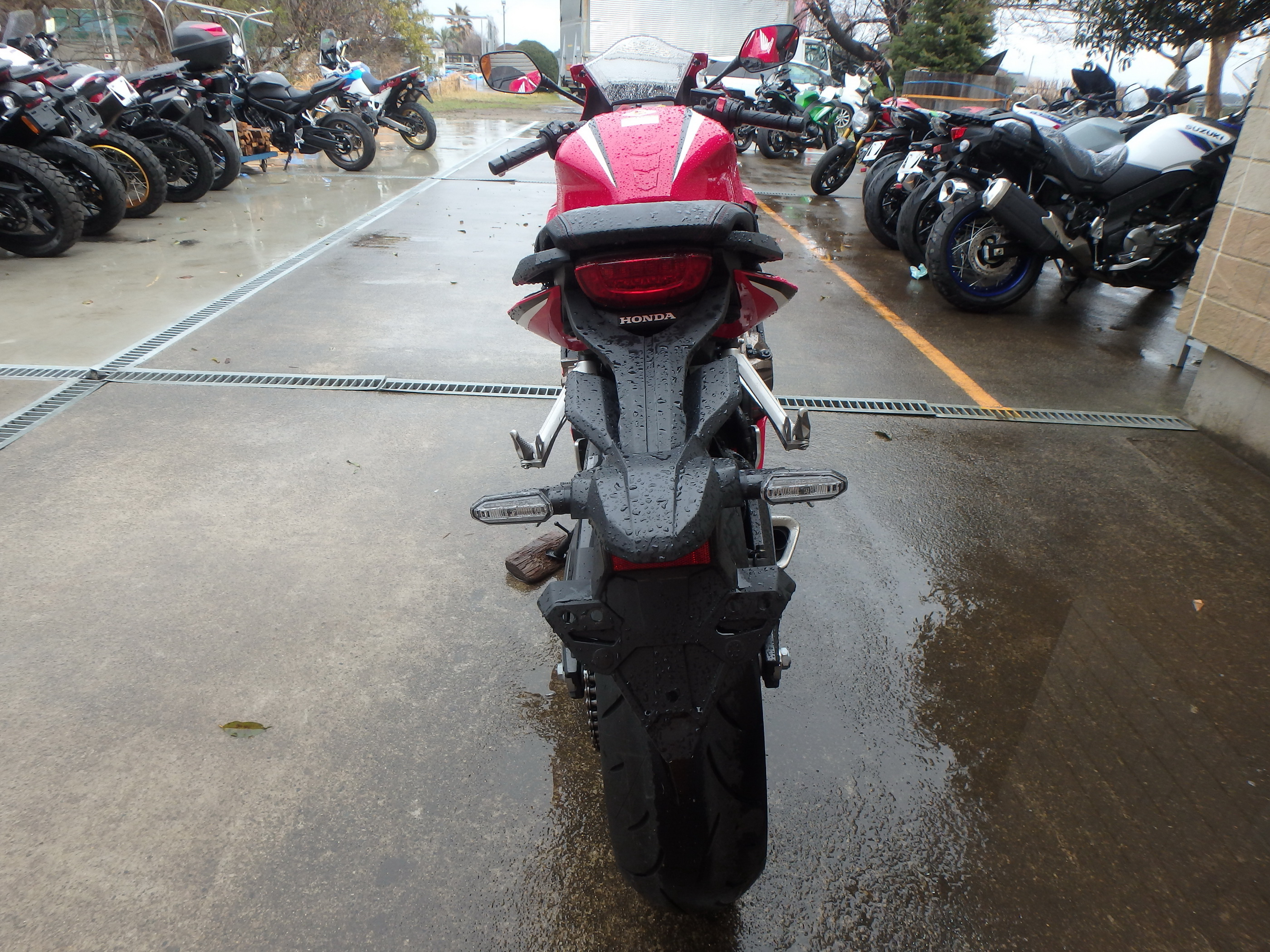 Купить мотоцикл Honda CBR650R 2020 фото 5