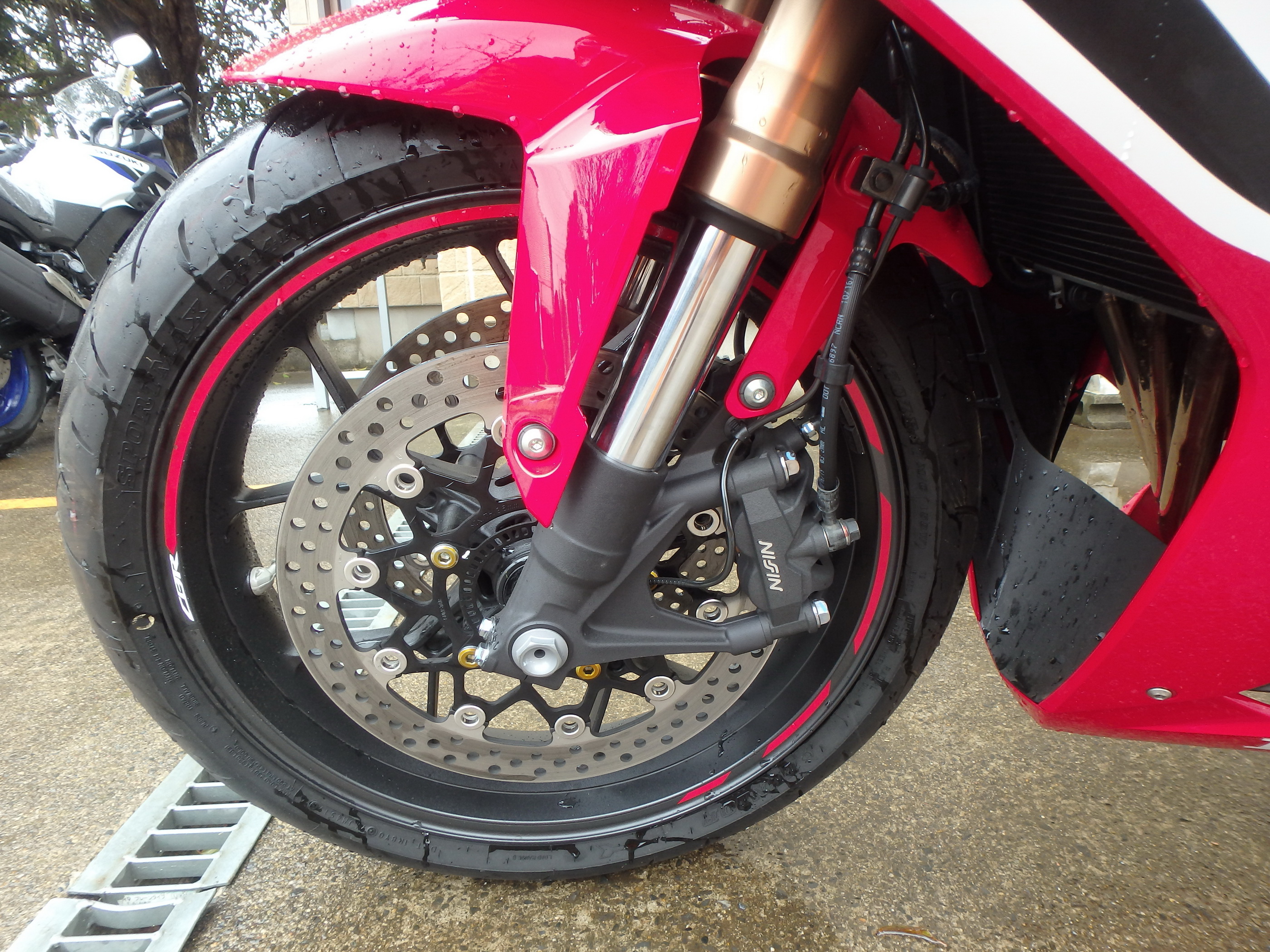 Купить мотоцикл Honda CBR650R 2020 фото 9