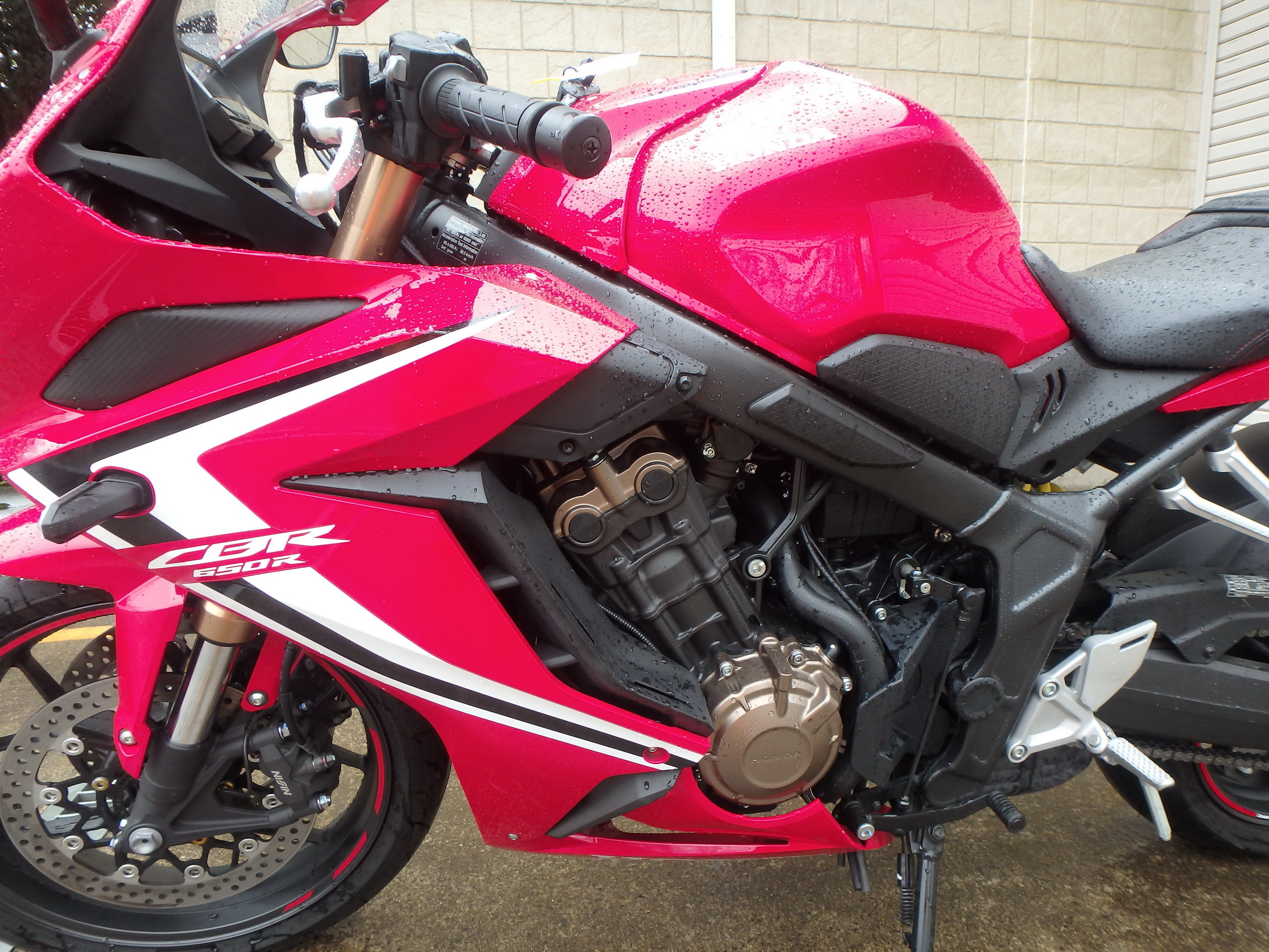 Купить мотоцикл Honda CBR650R 2020 фото 10