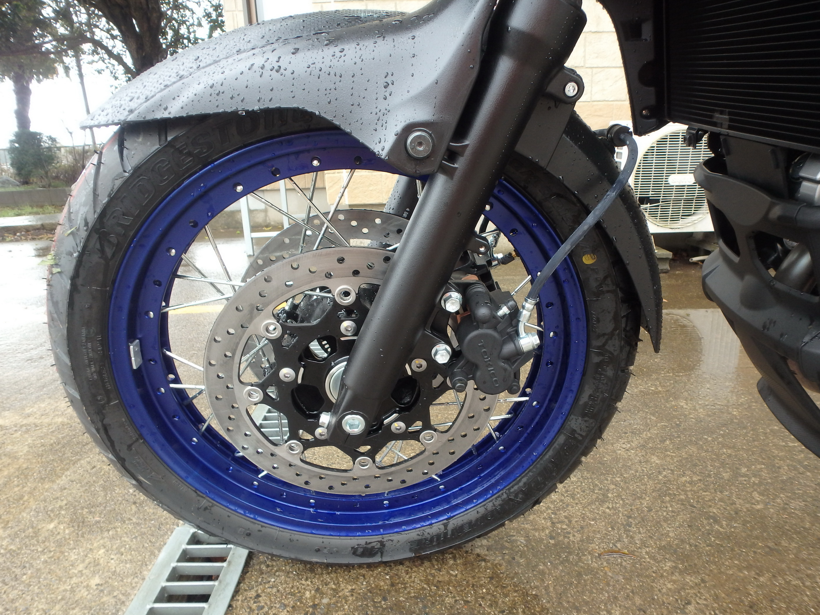 Купить мотоцикл Suzuki V-Strom650XTA DL650XTA 2025 фото 9