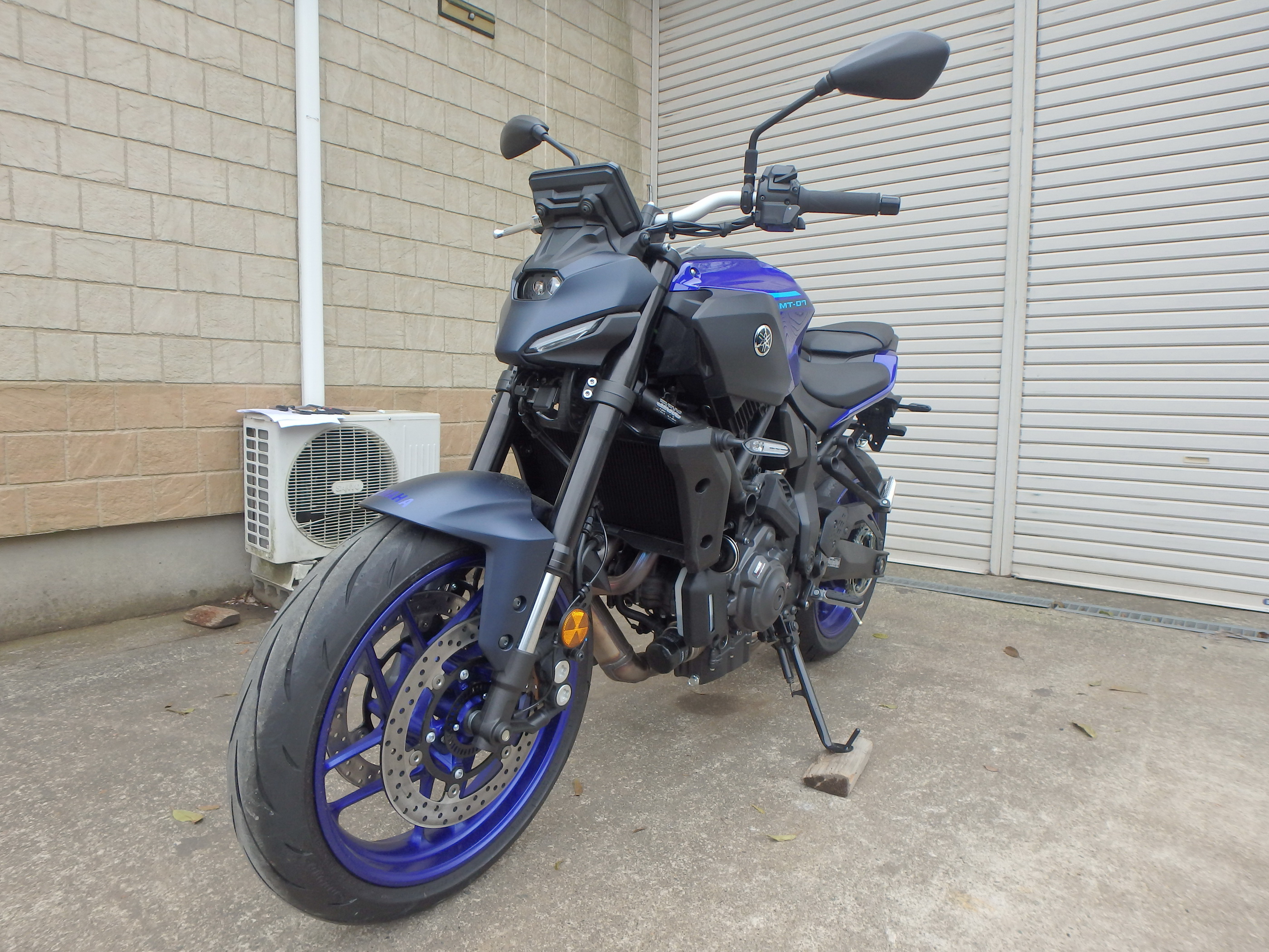 Купить мотоцикл Yamaha MT-07 Y-AMT 2025 фото 8