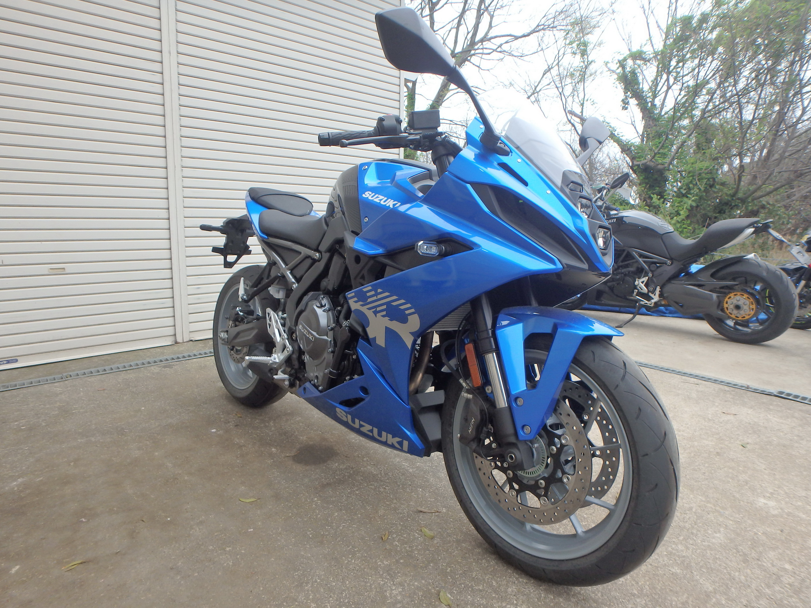 Купить мотоцикл Suzuki GSX-8R 2026 фото 2