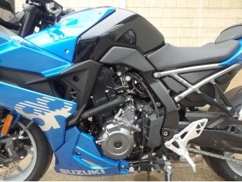 �������� �� ������ �������� Suzuki GSX-8R 2026 ���� 10