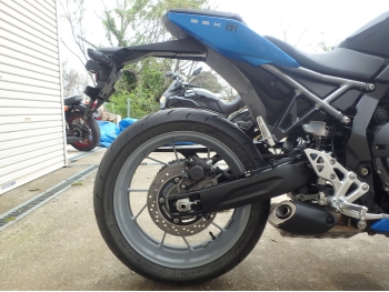 �������� �� ������ �������� Suzuki GSX-8R 2026 ���� 12