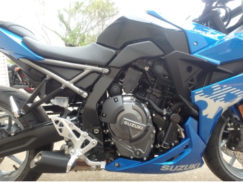 �������� �� ������ �������� Suzuki GSX-8R 2026 ���� 13
