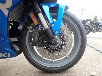 �������� �� ������ �������� Suzuki GSX-8R 2026 ���� 14