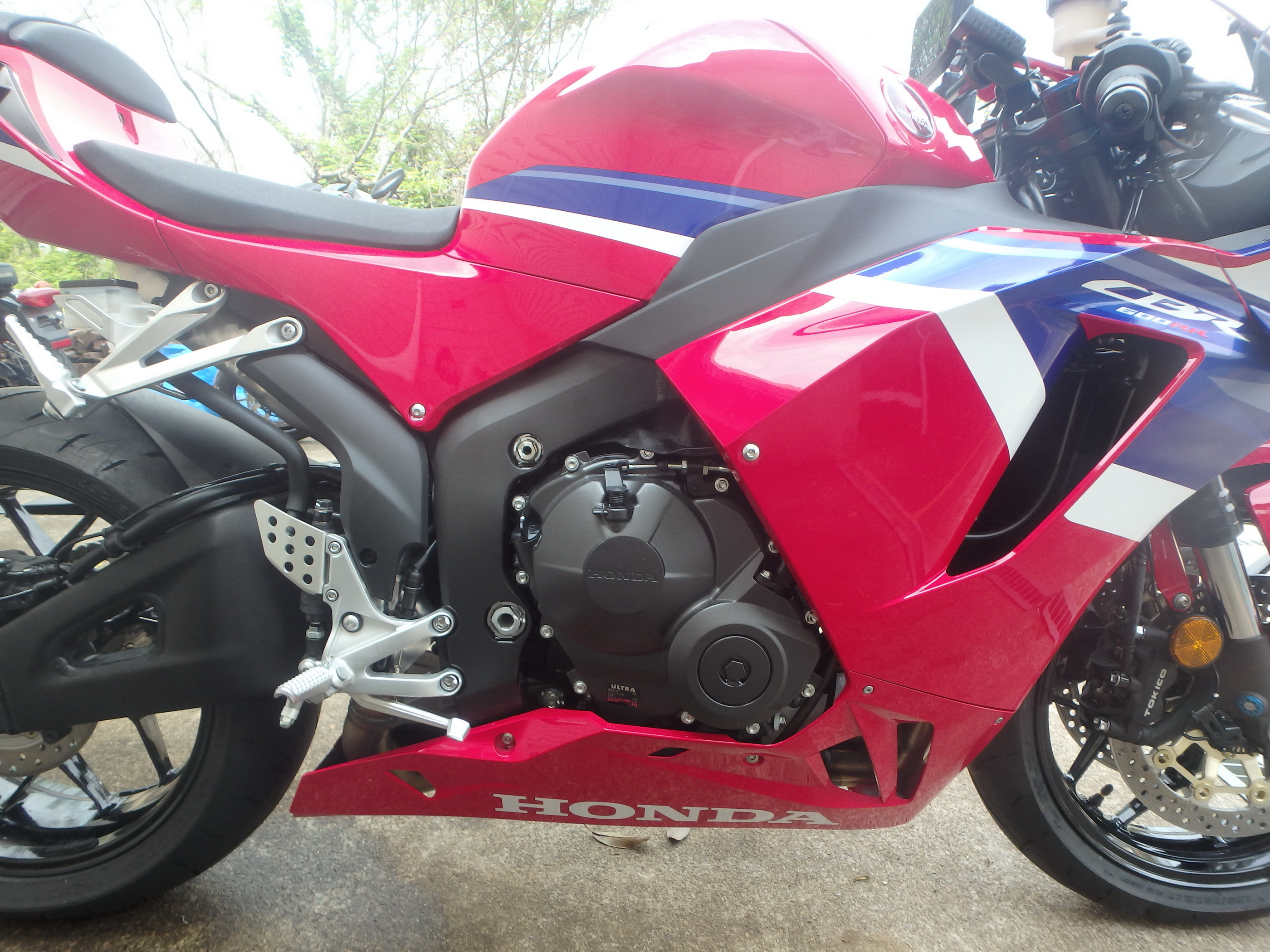 Купить мотоцикл Honda CBR600RR-4 2024 фото 13