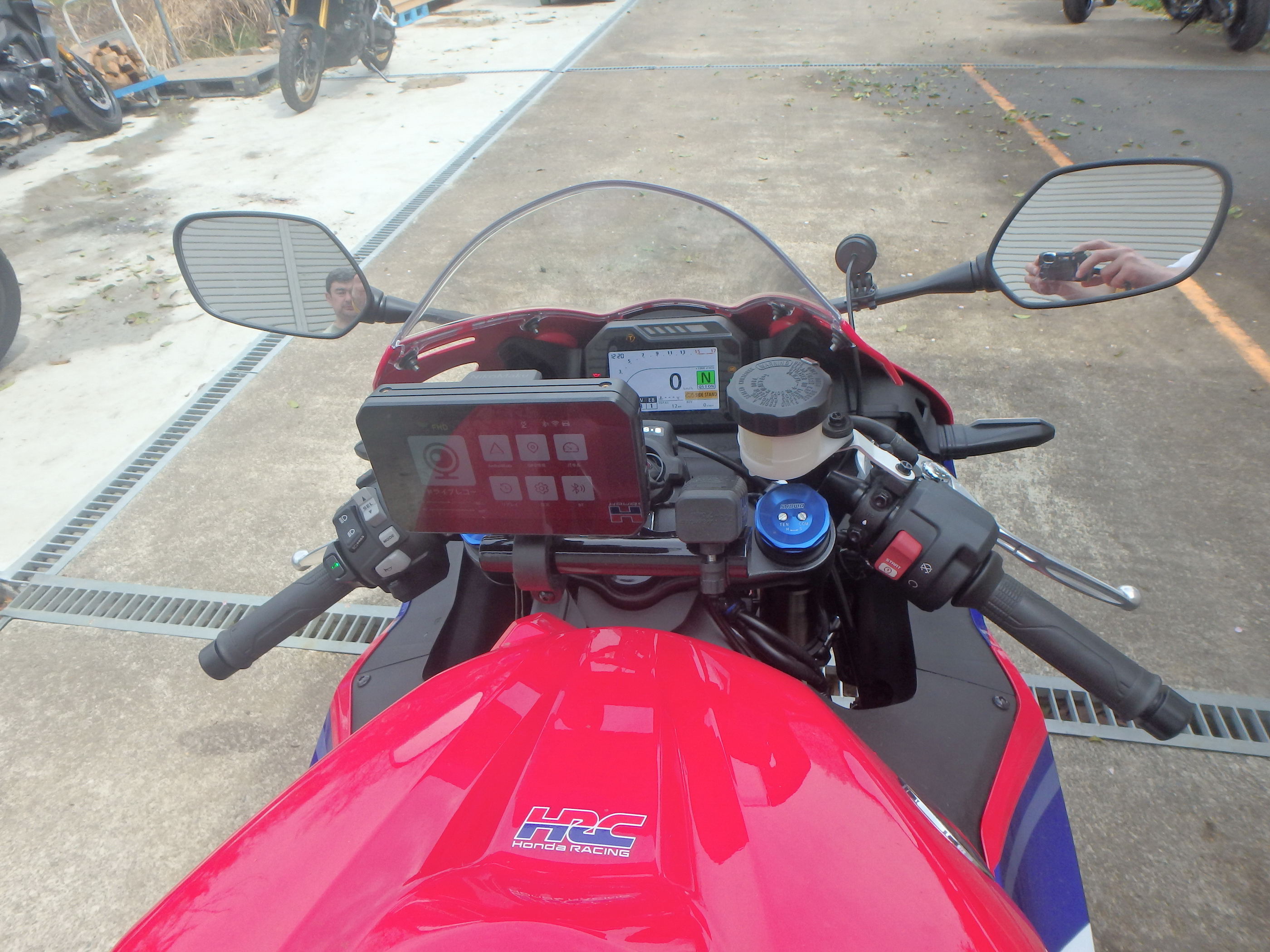 Купить мотоцикл Honda CBR600RR-4 2024 фото 16
