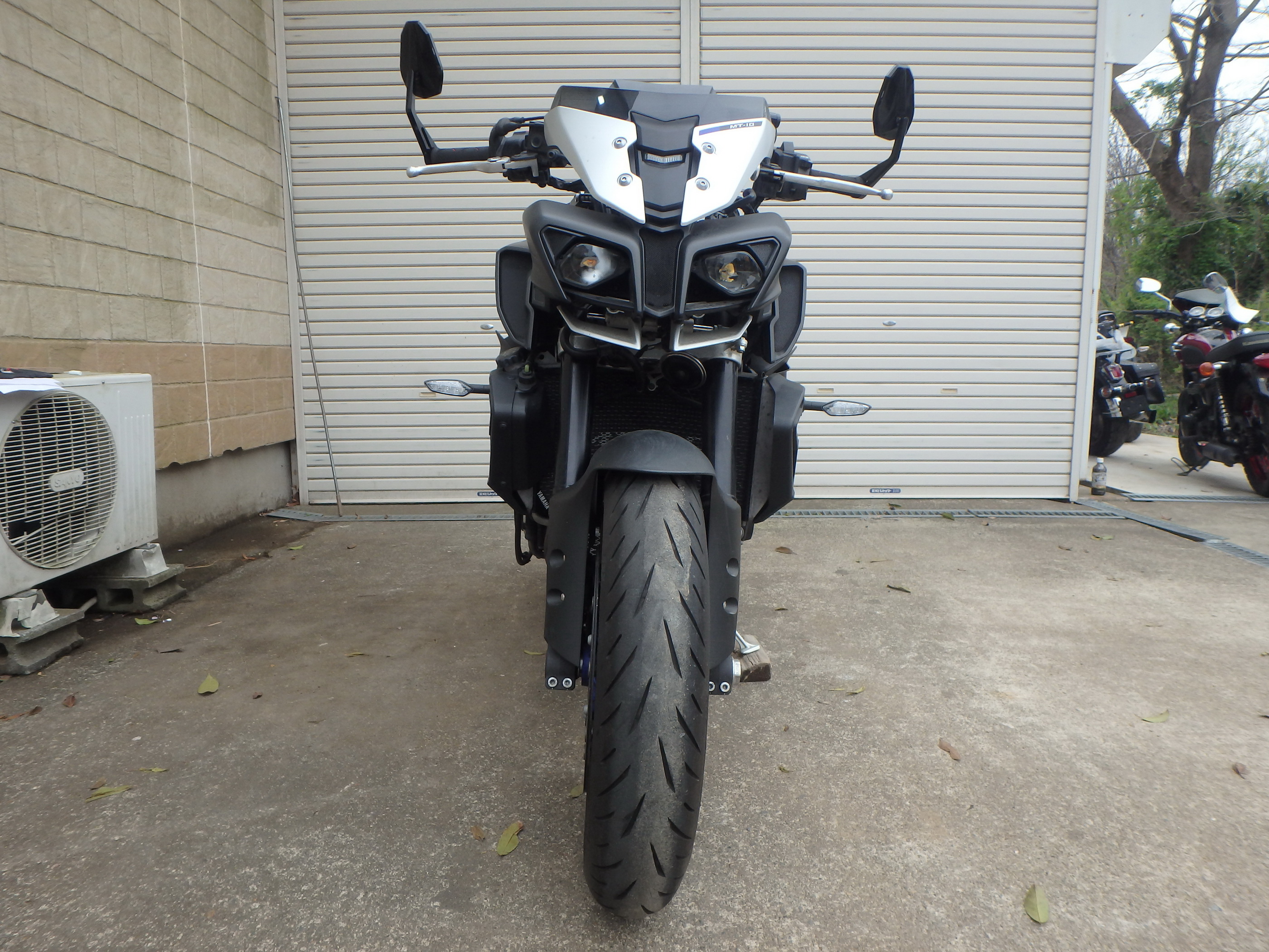 Купить мотоцикл Yamaha MT-10 / FZ-10 2017 фото 1
