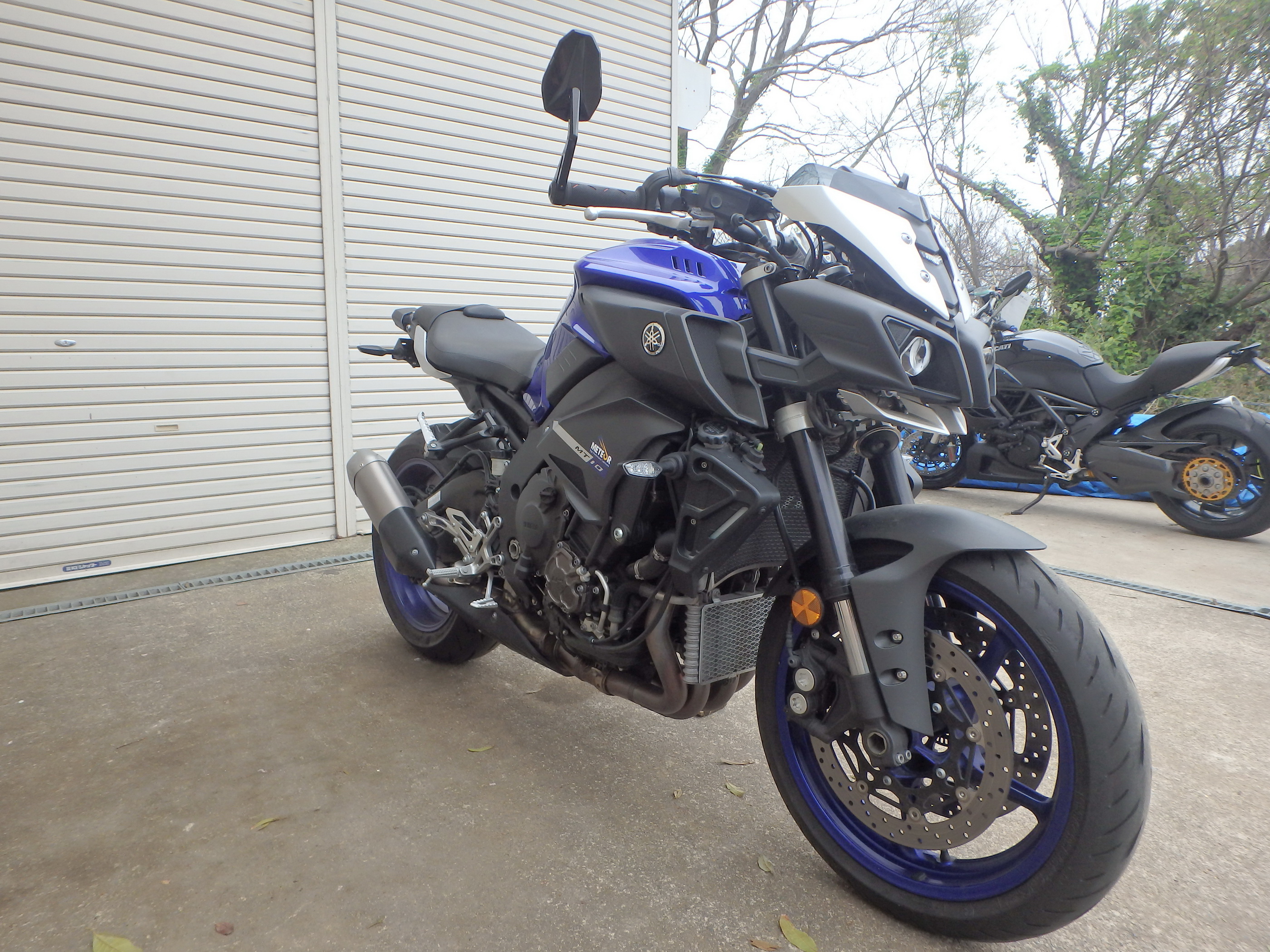 Купить мотоцикл Yamaha MT-10 / FZ-10 2017 фото 2