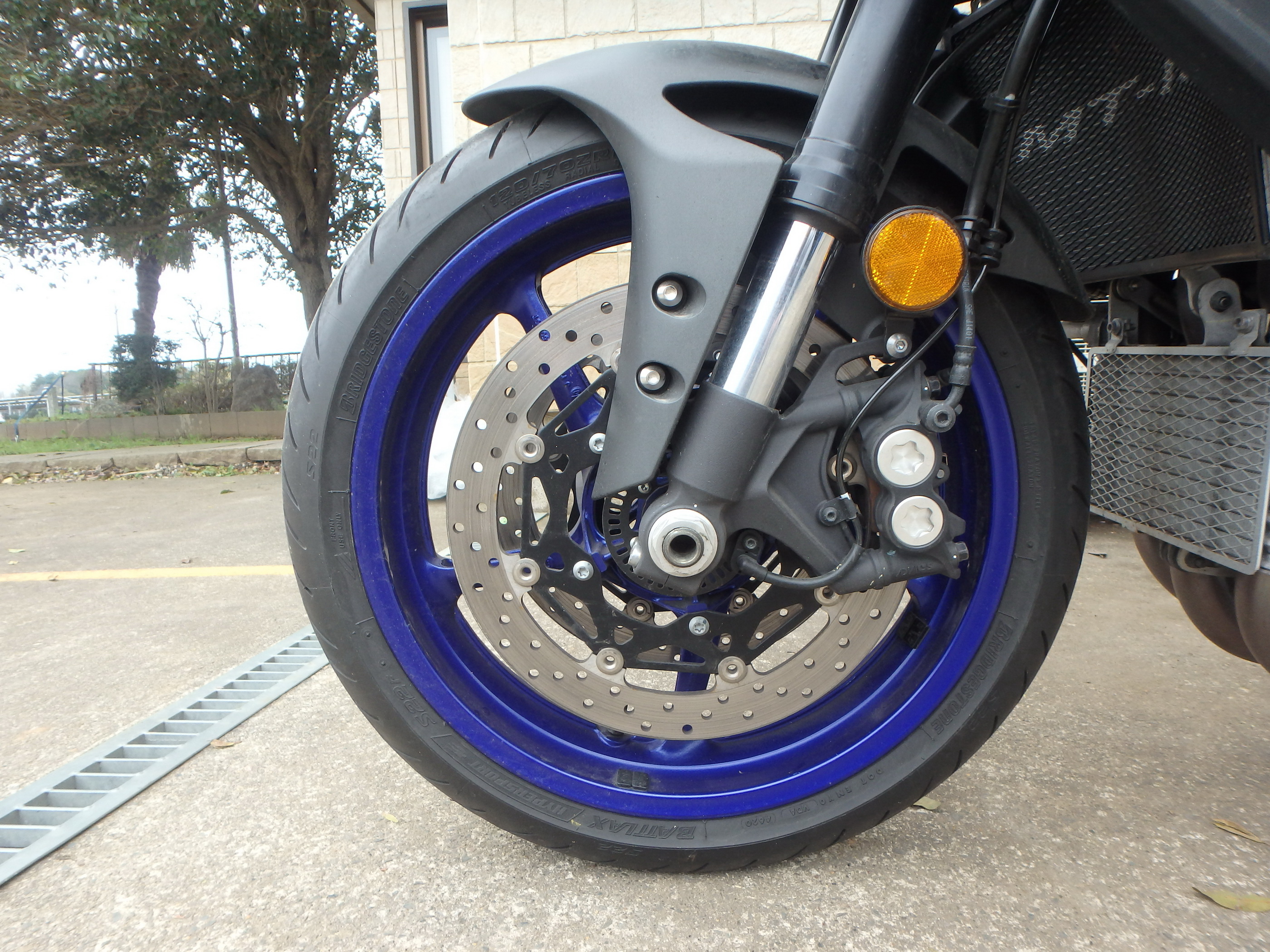 Купить мотоцикл Yamaha MT-10 / FZ-10 2017 фото 9