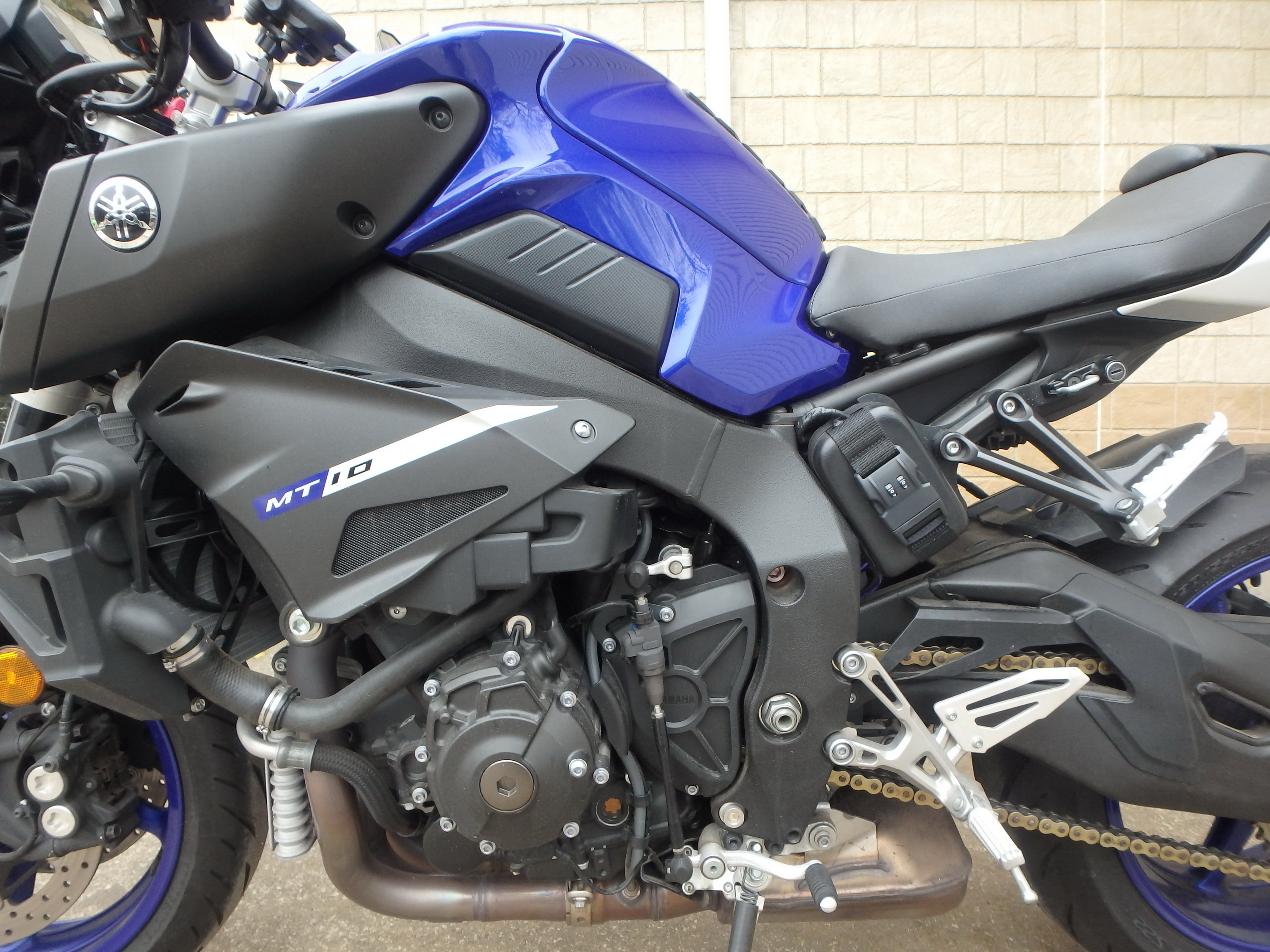 Купить мотоцикл Yamaha MT-10 / FZ-10 2017 фото 10
