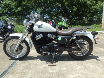 �������� �� ������ �������� Honda VT750S 2010 ���� 12