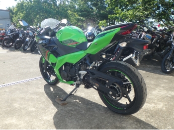 �������� �� ������ �������� Kawasaki Ninja400-2 2023 ���� 11