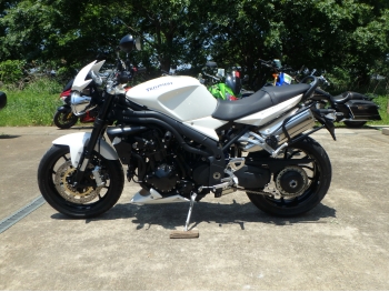 �������� �� ������ �������� Triumph SpeedTriple 1050 2009 ���� 12