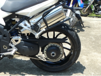 �������� �� ������ �������� Triumph SpeedTriple 1050 2009 ���� 16