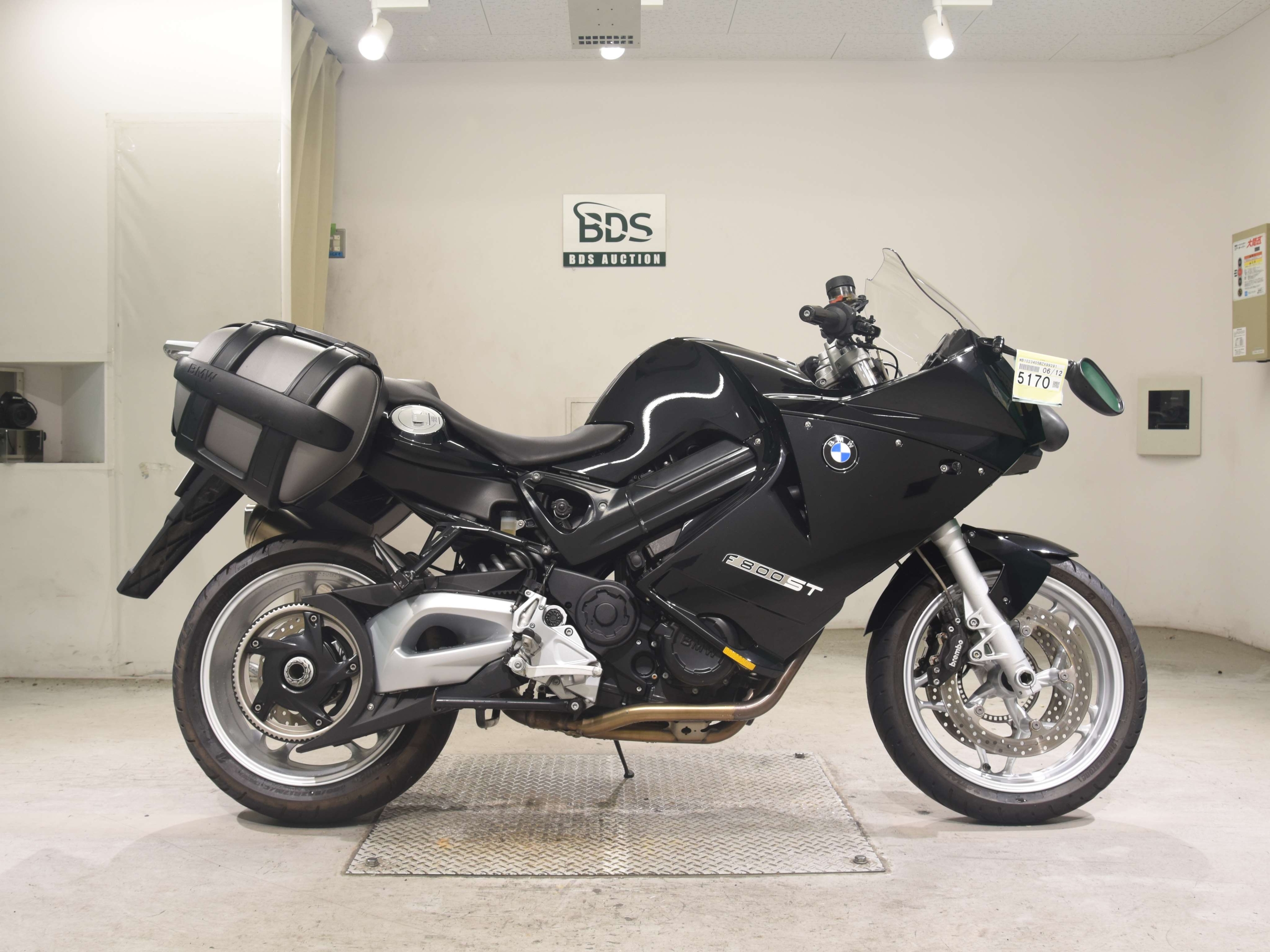 Купить мотоцикл BMW F800ST 2010 фото 2