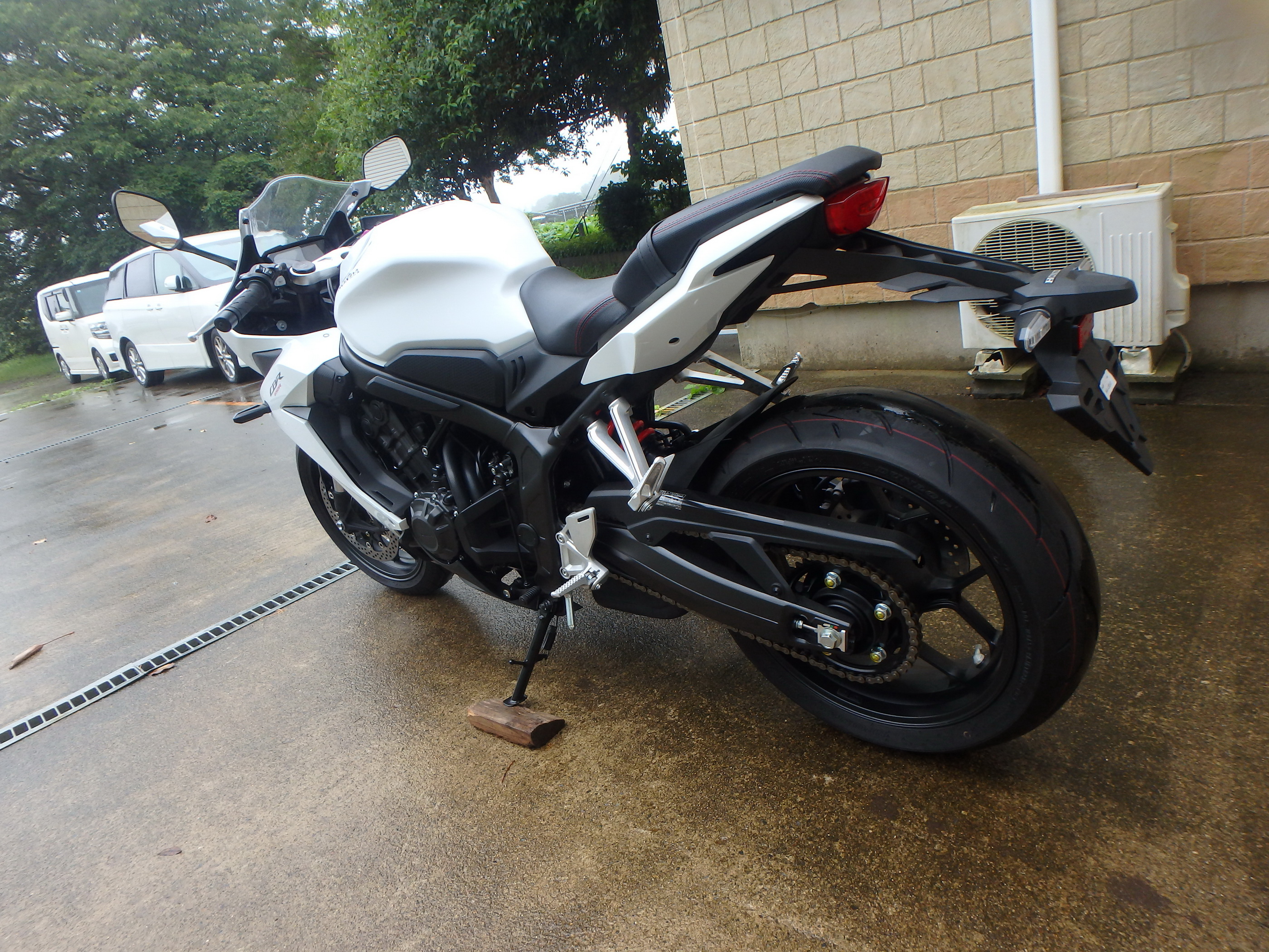 Купить мотоцикл Honda CBR650R 2023 фото 6