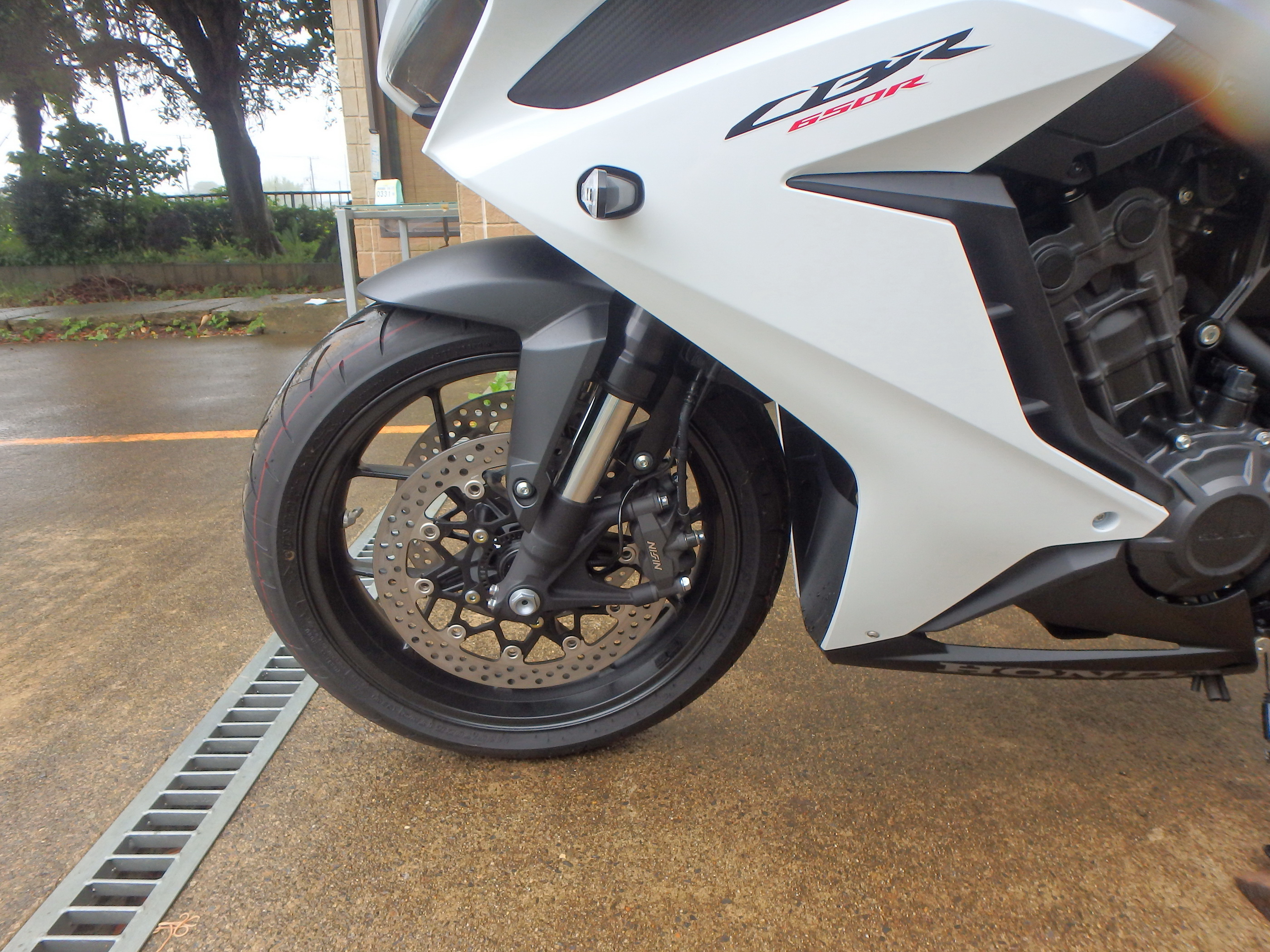 Купить мотоцикл Honda CBR650R 2023 фото 9