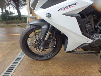 �������� �� ������ �������� Honda CBR650R 2023 ���� 9
