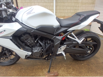 �������� �� ������ �������� Honda CBR650R 2023 ���� 10