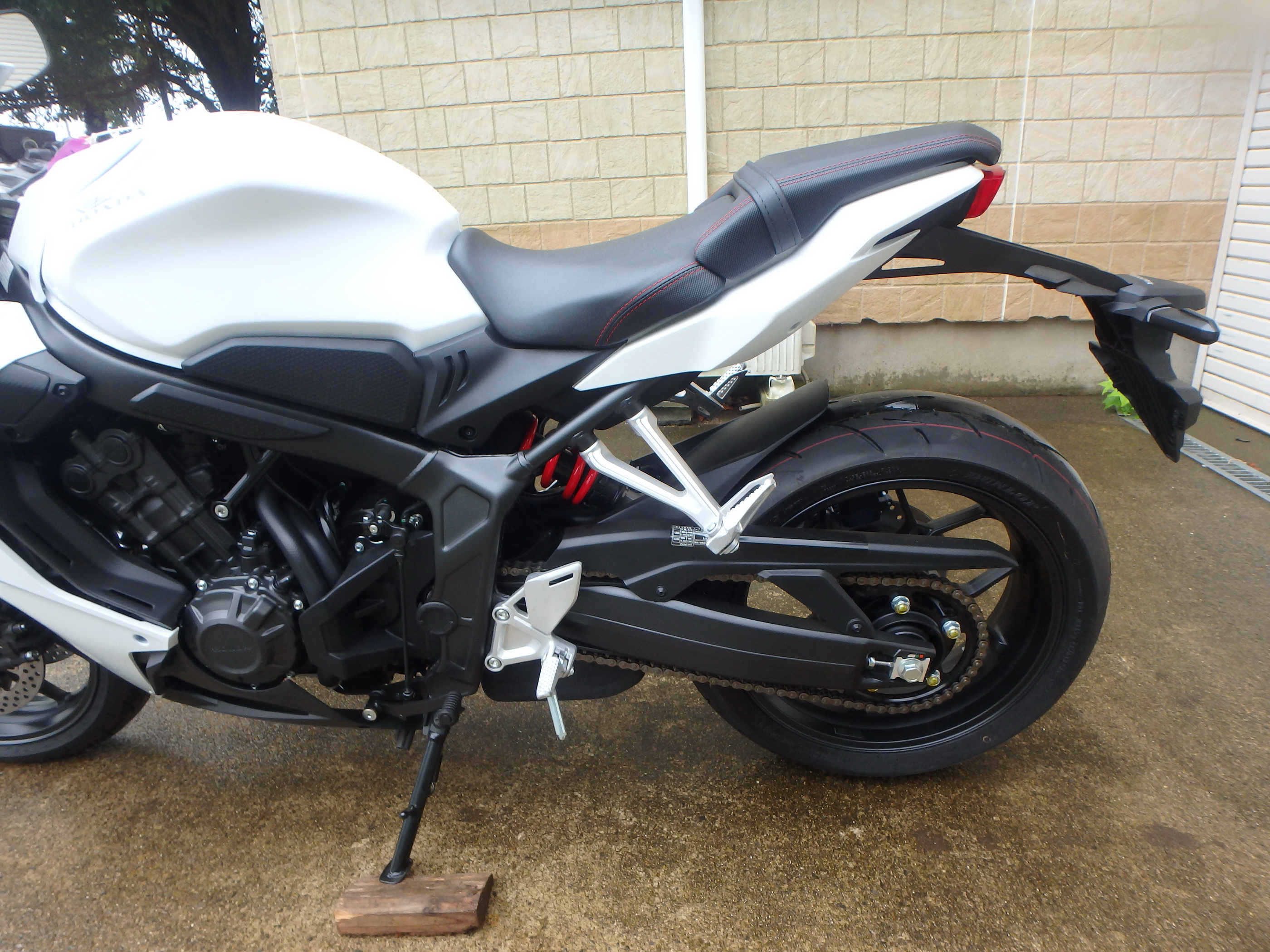 Купить мотоцикл Honda CBR650R 2023 фото 11