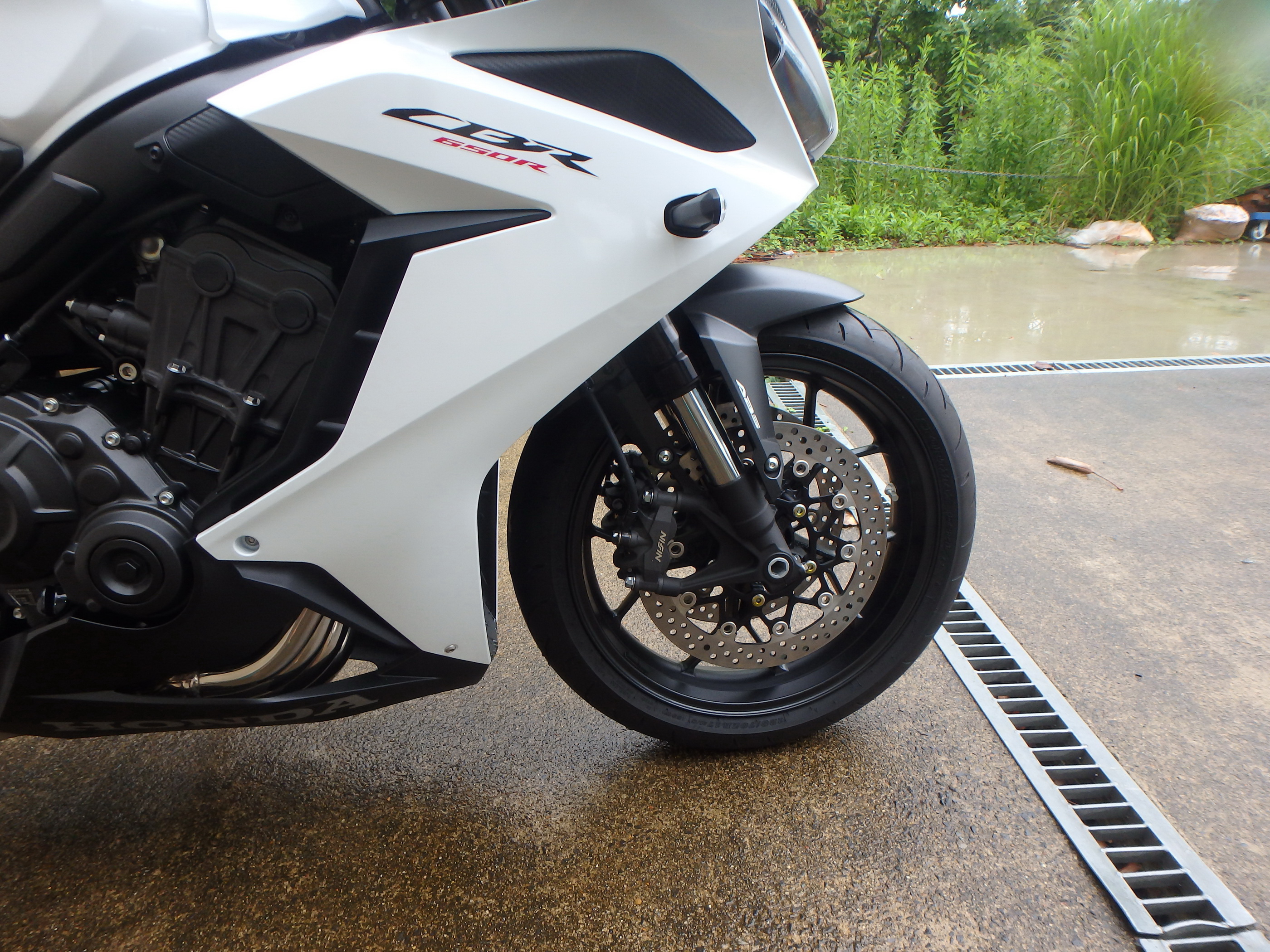 Купить мотоцикл Honda CBR650R 2023 фото 14