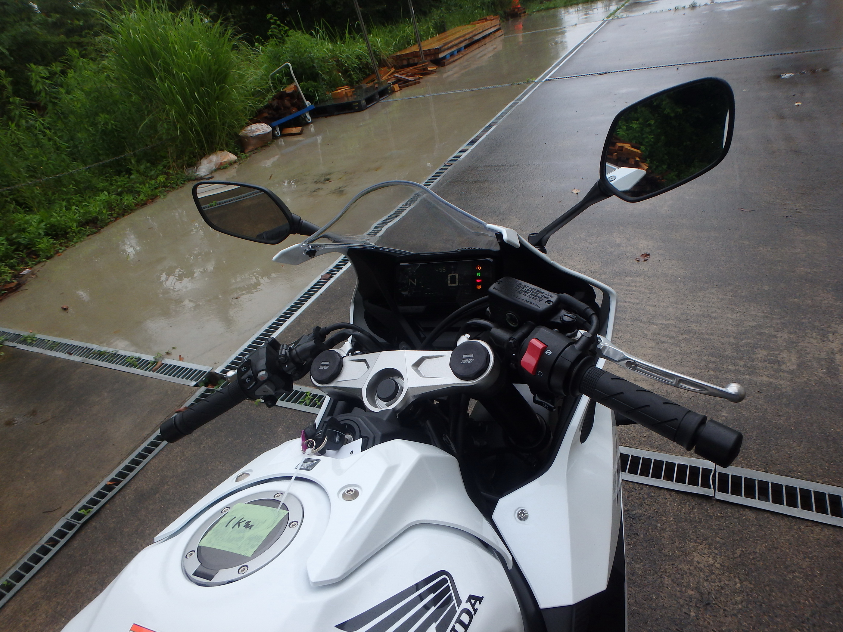 Купить мотоцикл Honda CBR650R 2023 фото 16