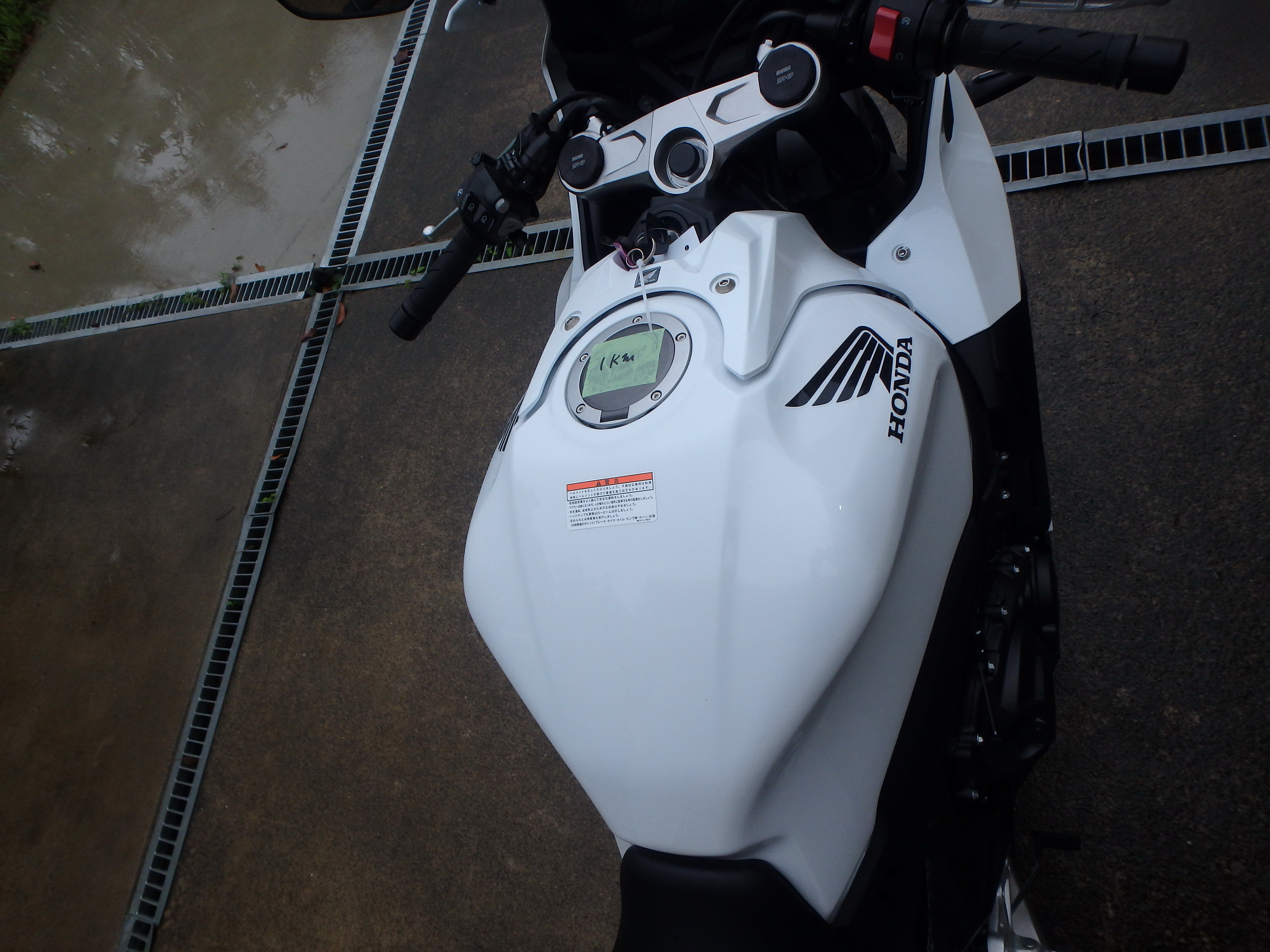 Купить мотоцикл Honda CBR650R 2023 фото 17